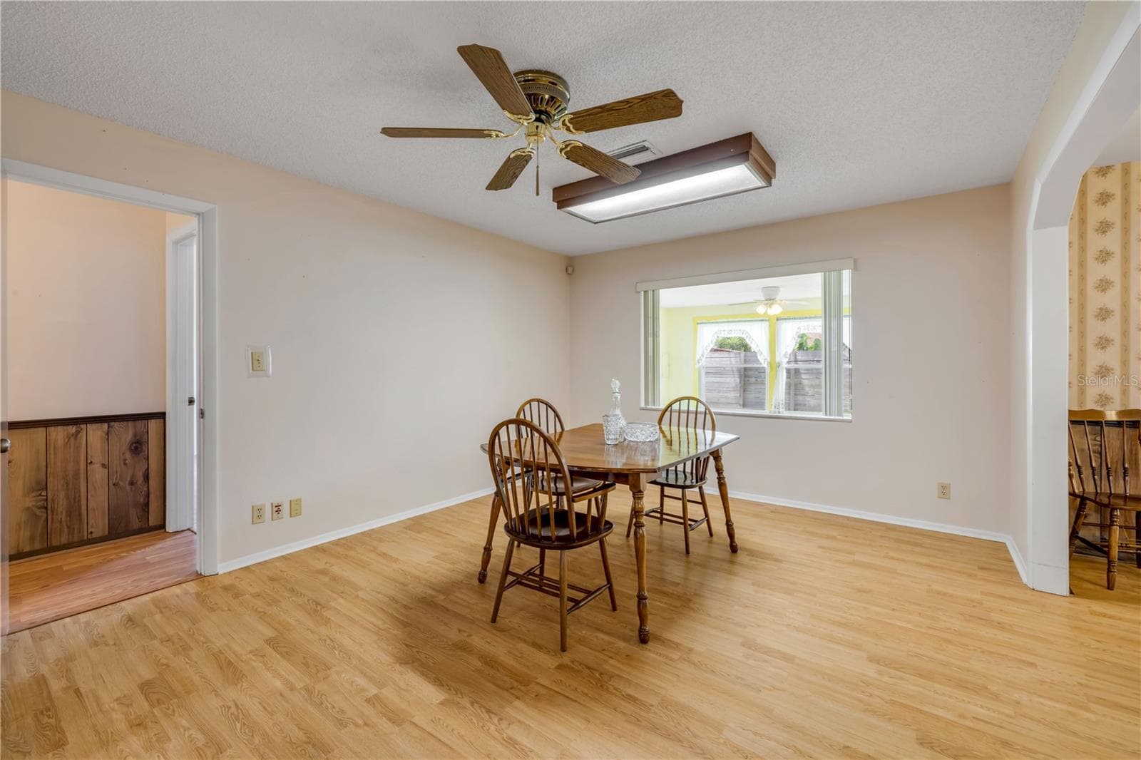 Single Family Residence at 1428 MARDRAKE RD, DAYTONA BEACH, photo 6 of 52
