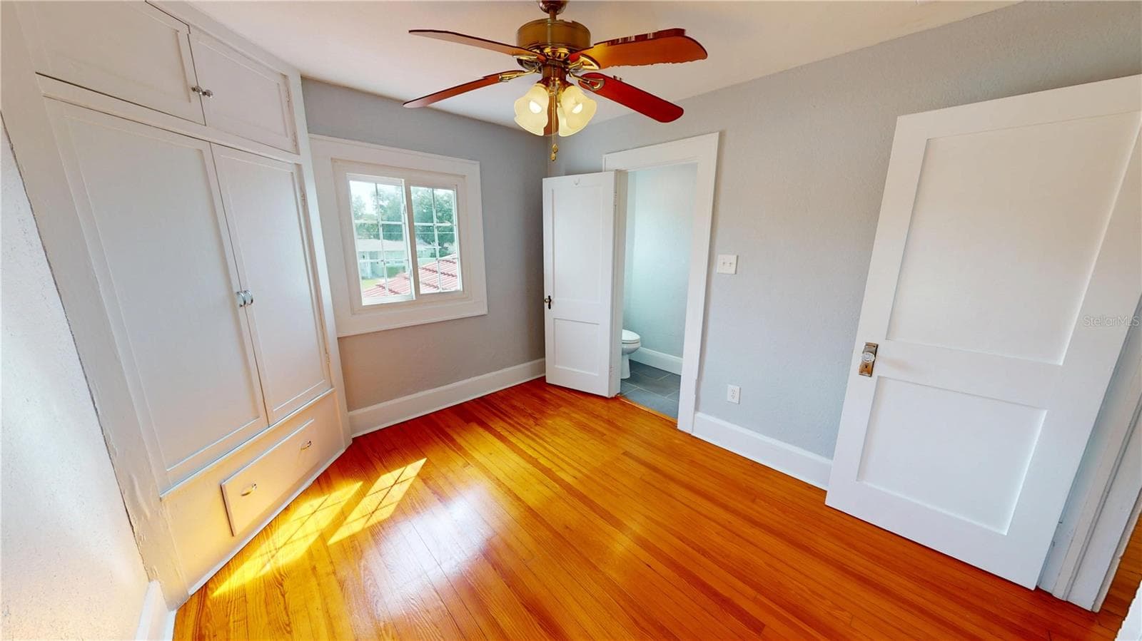 Single Family Residence at 120 PARK ST N, ST PETERSBURG, photo 73 of 80