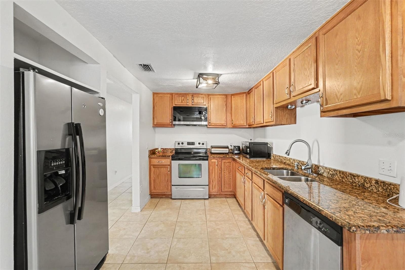 Single Family Residence at 6006 N HUBERT AVE, TAMPA, photo 10 of 29