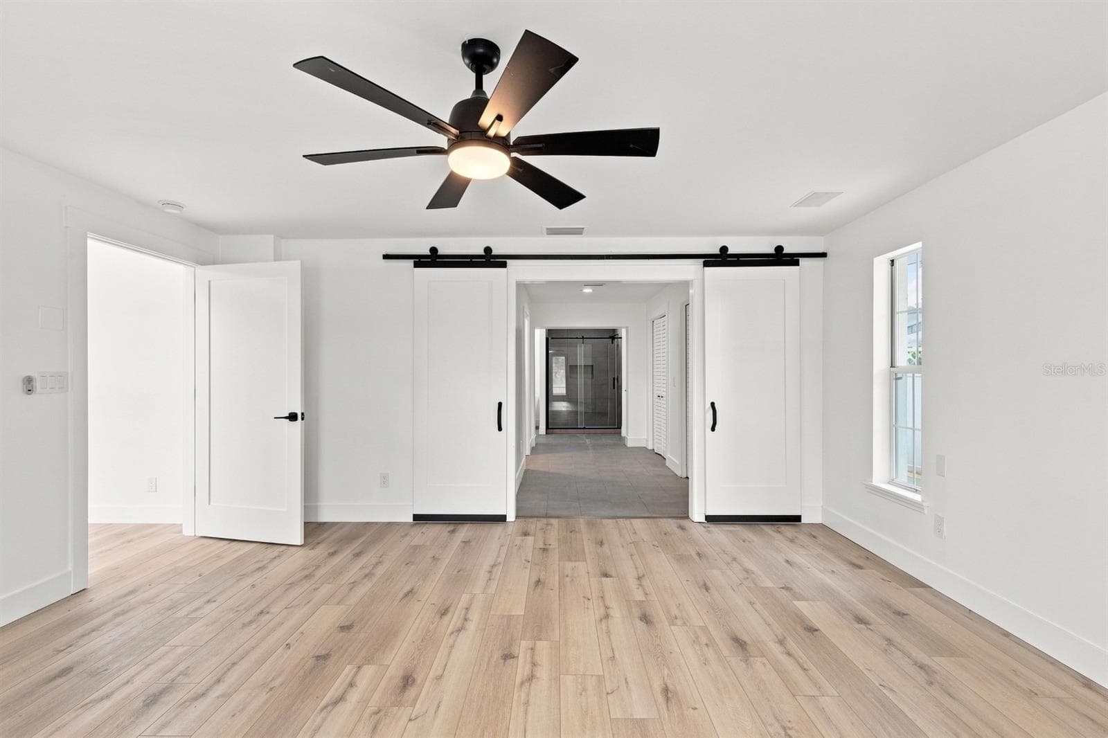Single Family Residence at 461 PALM IS NE, CLEARWATER BEACH, photo 12 of 53