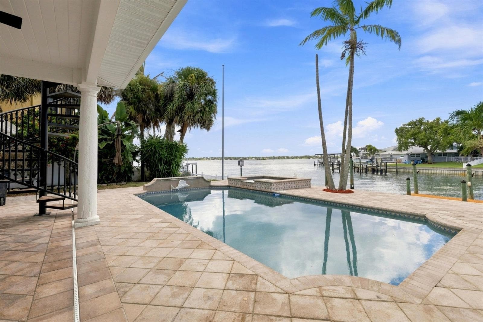 Single Family Residence at 461 PALM IS NE, CLEARWATER BEACH, photo 42 of 53