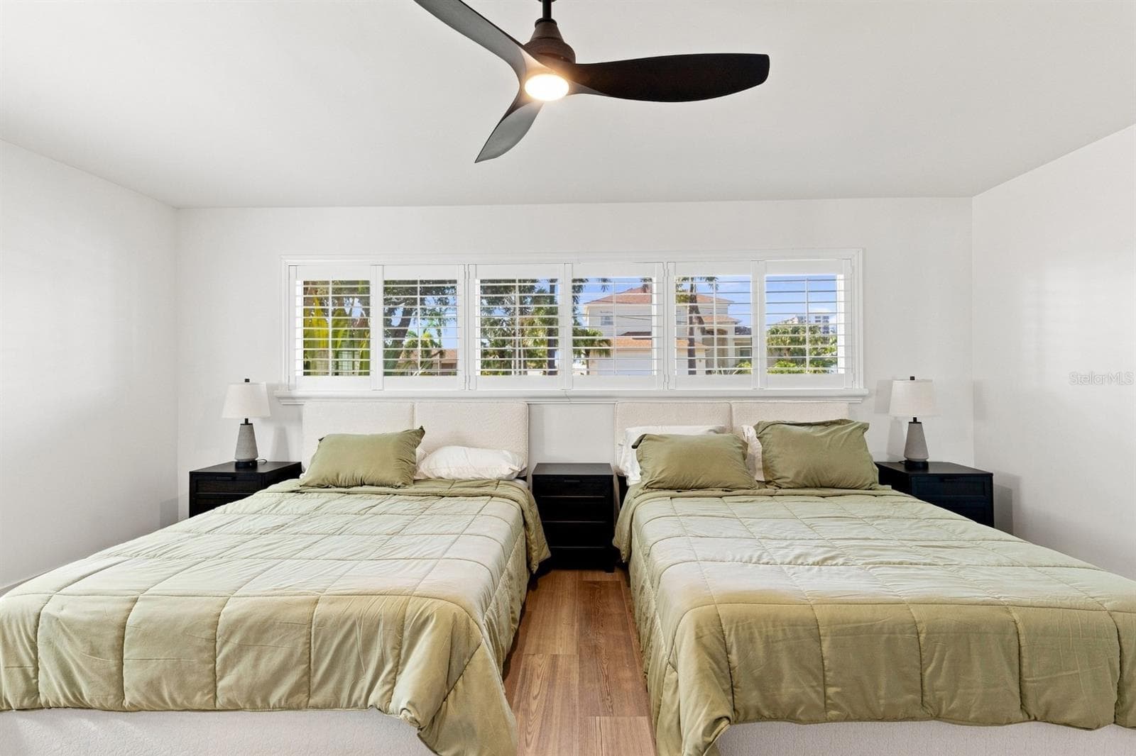 Single Family Residence at 320 PALM IS NE, CLEARWATER BEACH, photo 15 of 50
