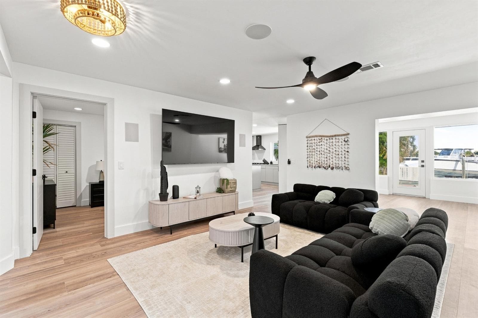 Single Family Residence at 320 PALM IS NE, CLEARWATER BEACH, photo 18 of 50