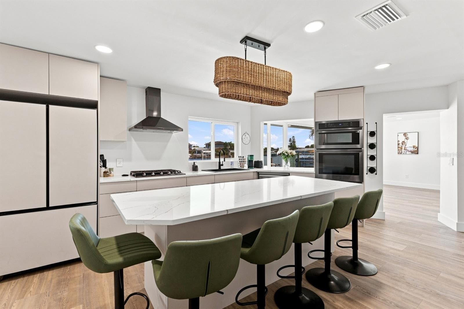 Single Family Residence at 320 PALM IS NE, CLEARWATER BEACH, photo 25 of 50
