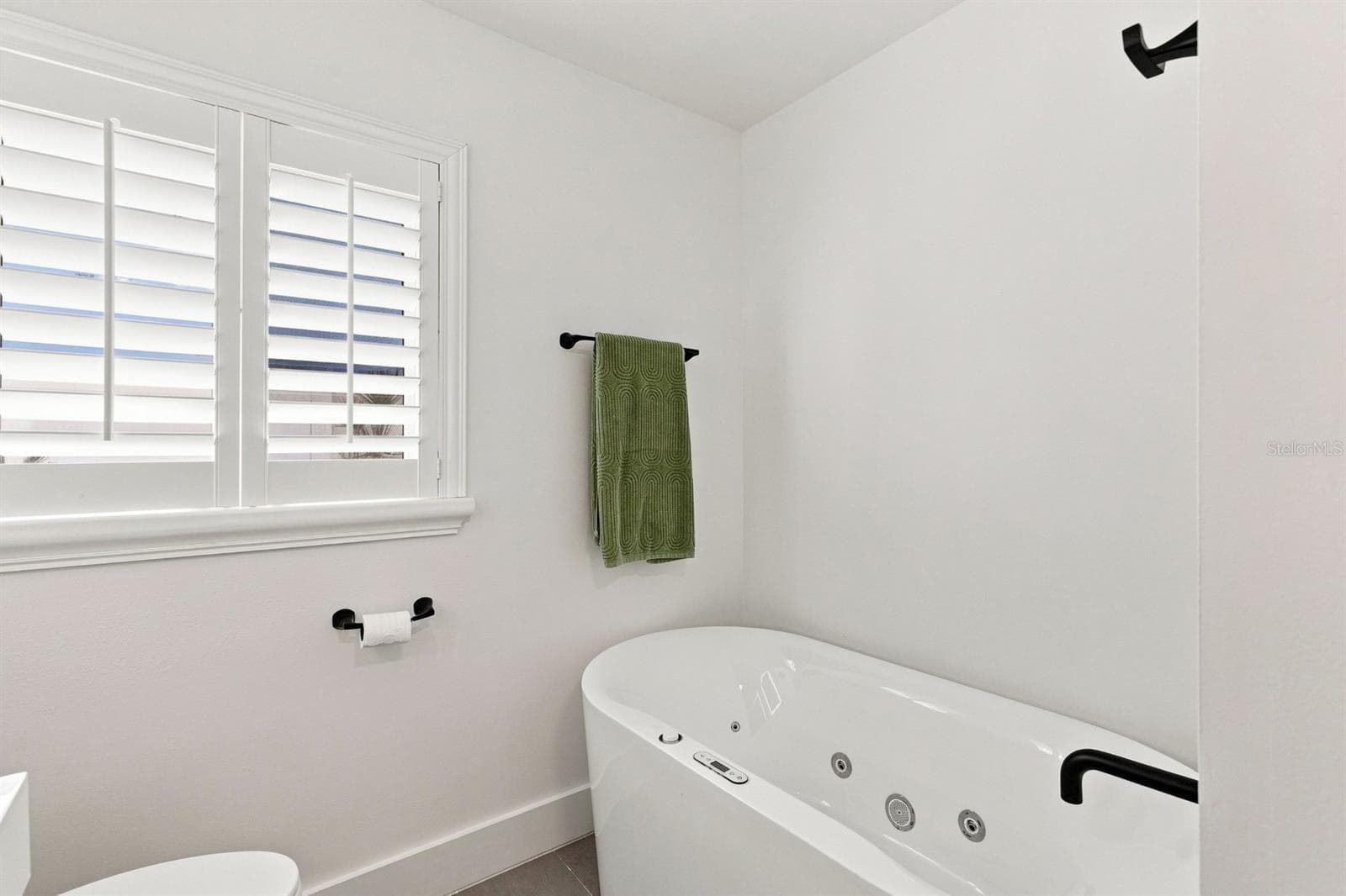 Single Family Residence at 320 PALM IS NE, CLEARWATER BEACH, photo 34 of 50