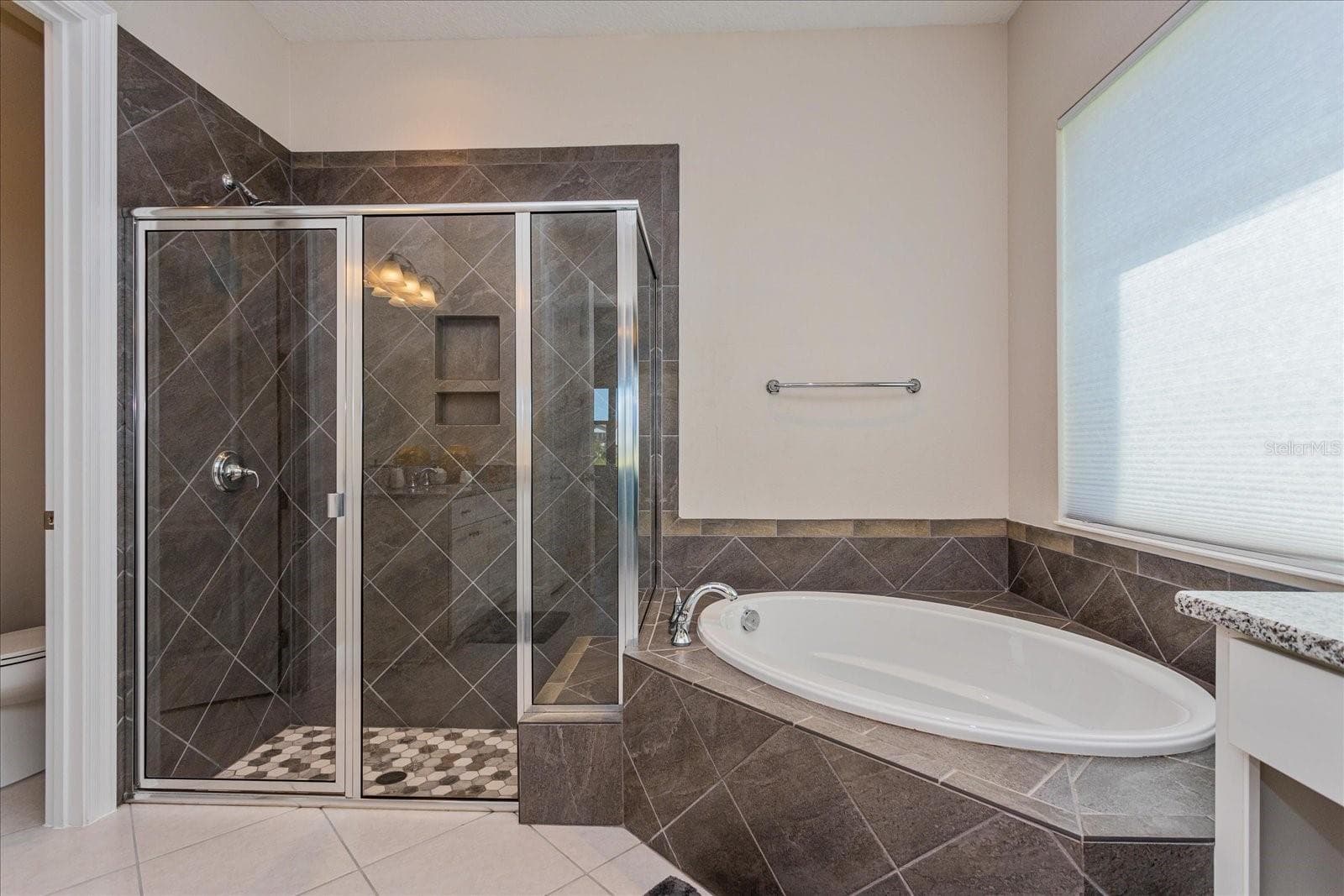 Single Family Residence at 8222 TOPSAIL PL, WINTER GARDEN, photo 21 of 52