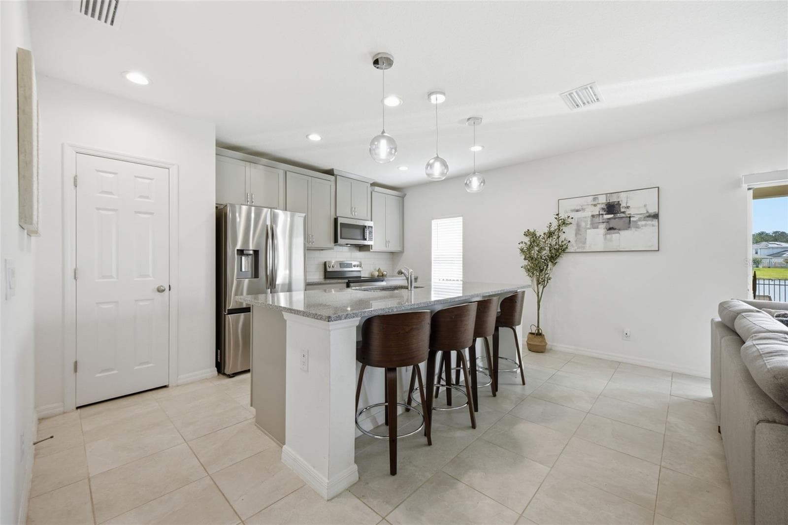 Single Family Residence at 1466 WOODMONT BLVD, KISSIMMEE, photo 14 of 74