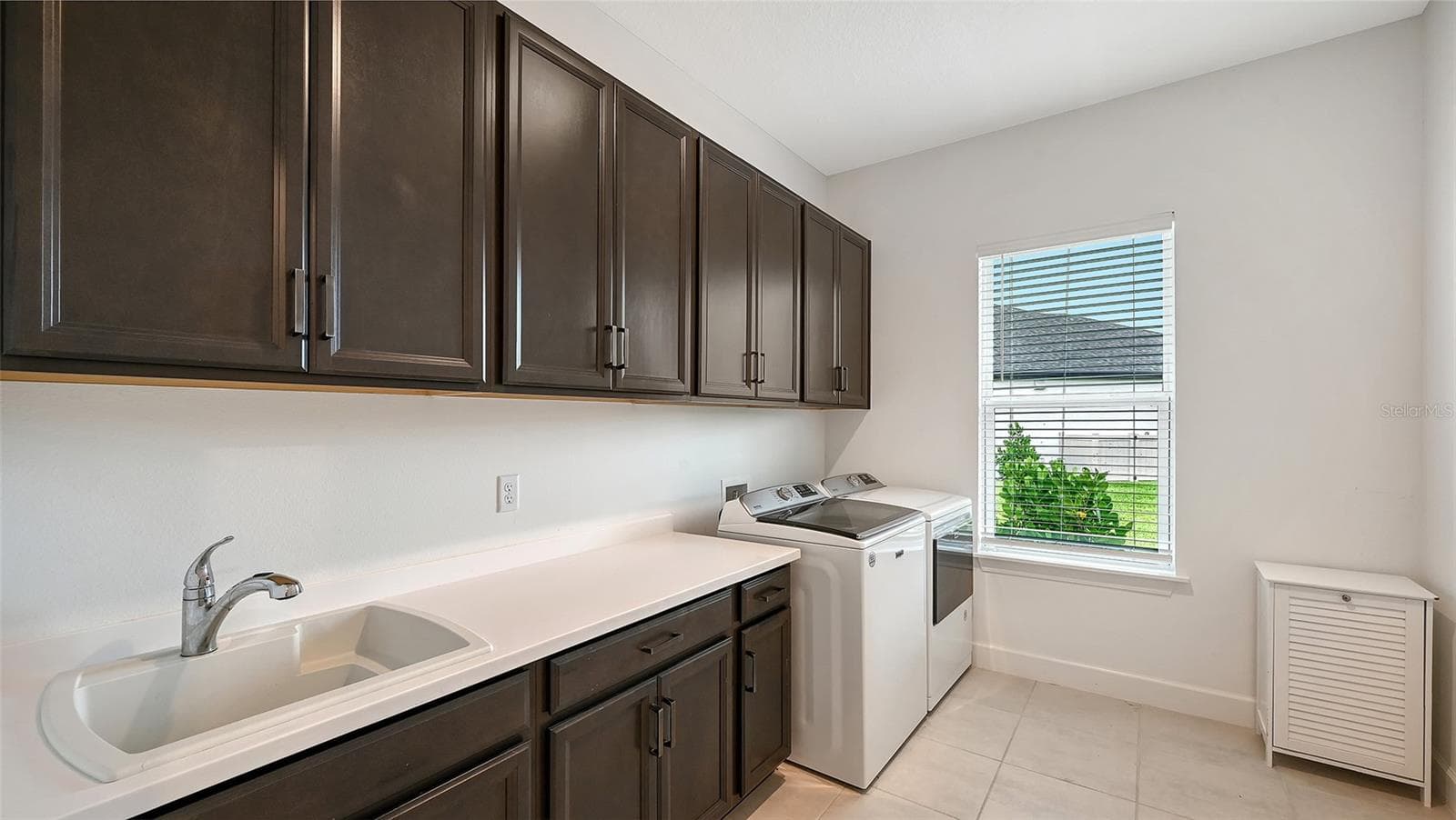 Single Family Residence at 9483 TEQUILA SUNRISE DR, SARASOTA, photo 21 of 60