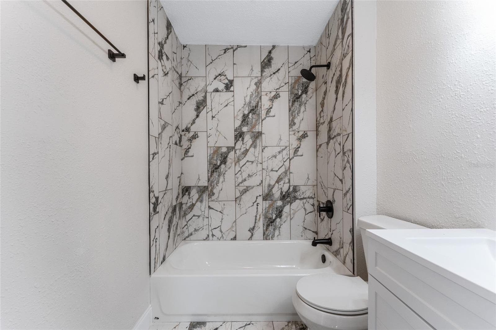 Bathroom with shower and tub combo - 1922 23RD ST S, ST PETERSBURG