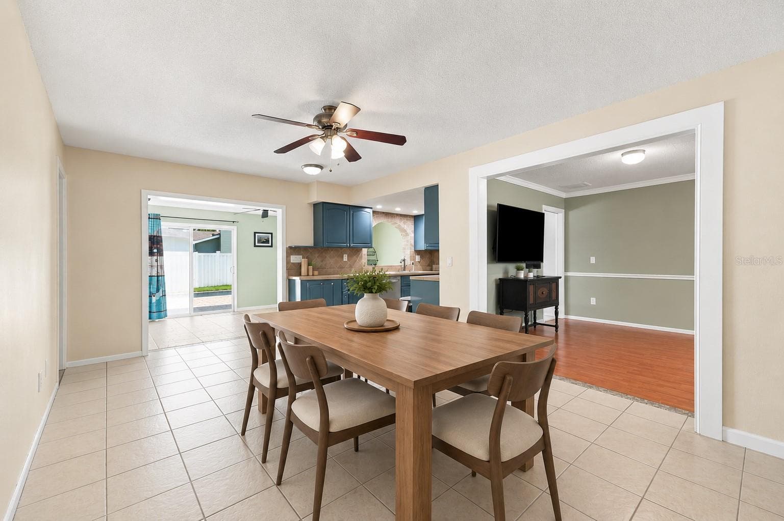 Single Family Residence at 2069 KINGFISHER DR, PALM HARBOR, photo 6 of 49