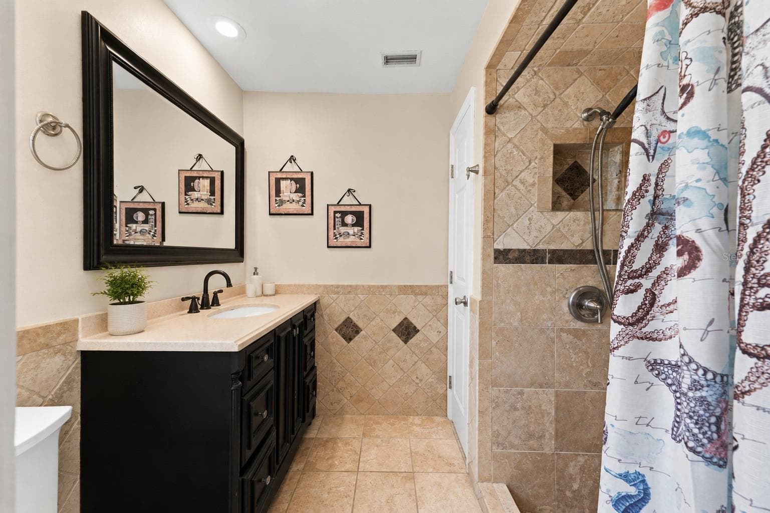 Single Family Residence at 2069 KINGFISHER DR, PALM HARBOR, photo 12 of 49