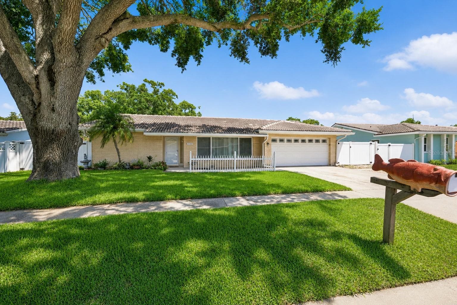 Single Family Residence at 2069 KINGFISHER DR, PALM HARBOR, photo 39 of 49