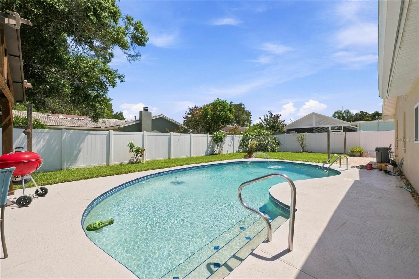 Single Family Residence at 2069 KINGFISHER DR, PALM HARBOR, photo 42 of 49