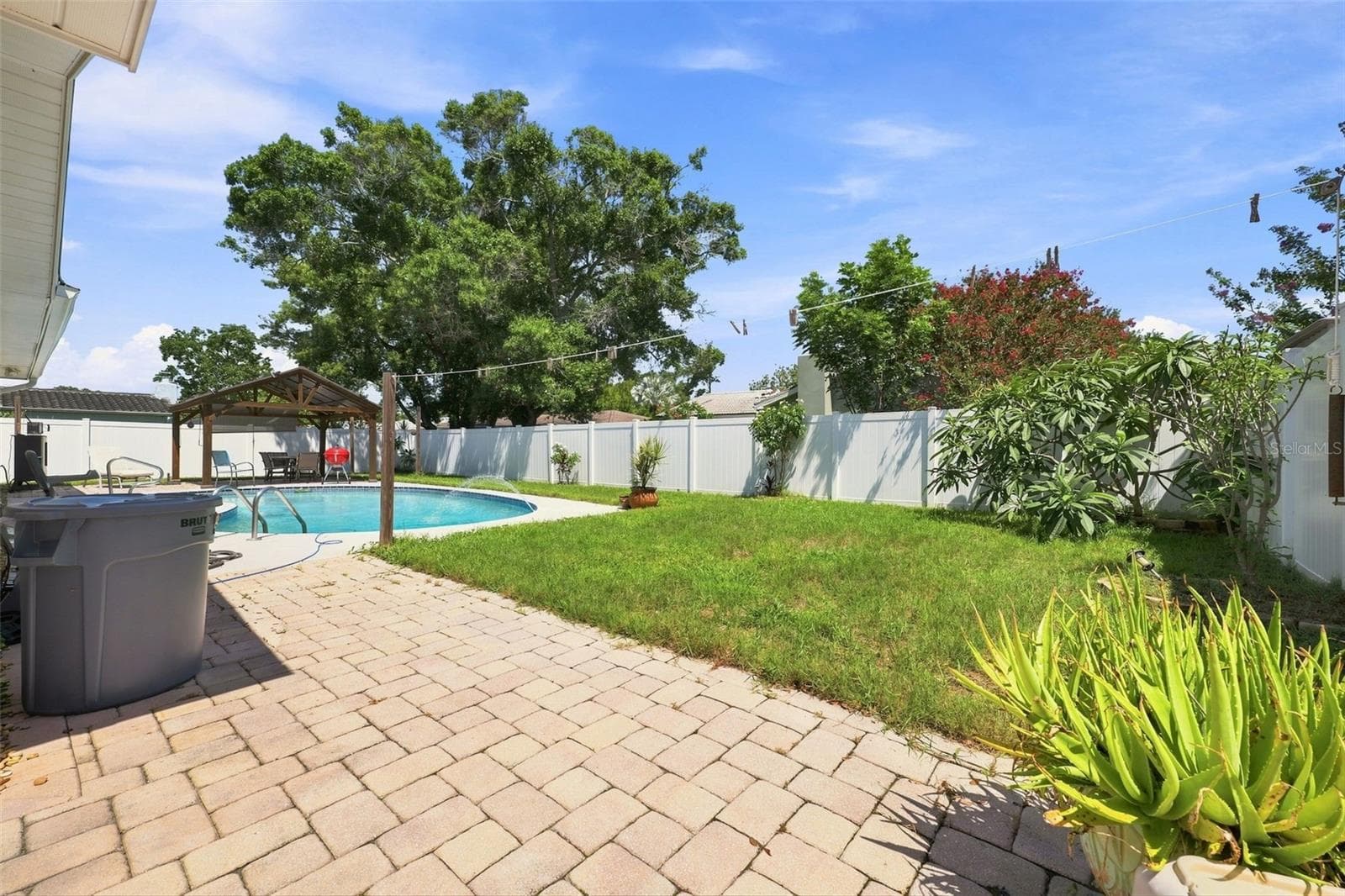 Single Family Residence at 2069 KINGFISHER DR, PALM HARBOR, photo 43 of 49