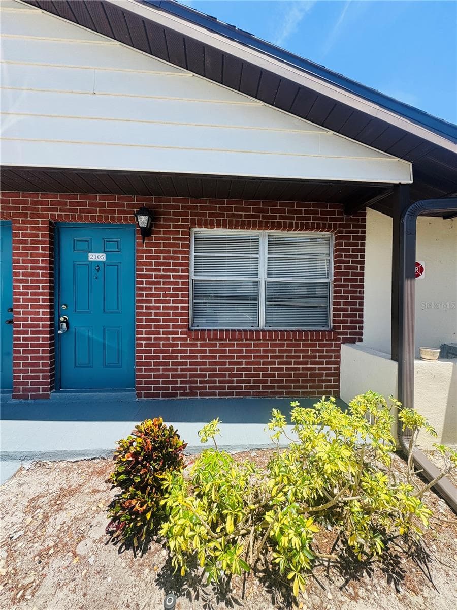 24862 US HIGHWAY 19 N #2105