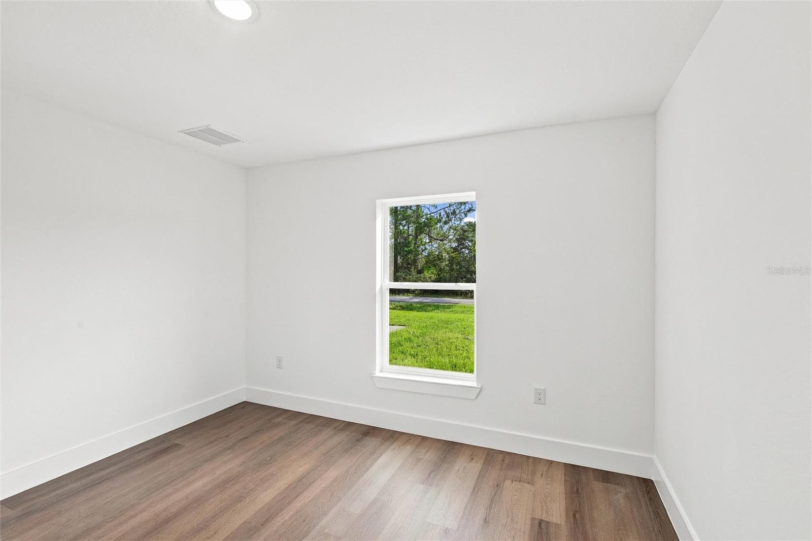 Single Family Residence at 6898 DICKINSON DR, SEBRING, photo 30 of 48