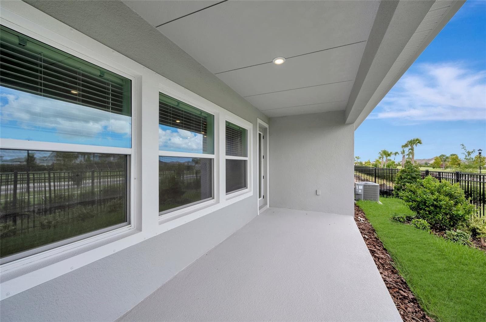 Rear Porch - 5254 COLONY VISTA DR, APOLLO BEACH