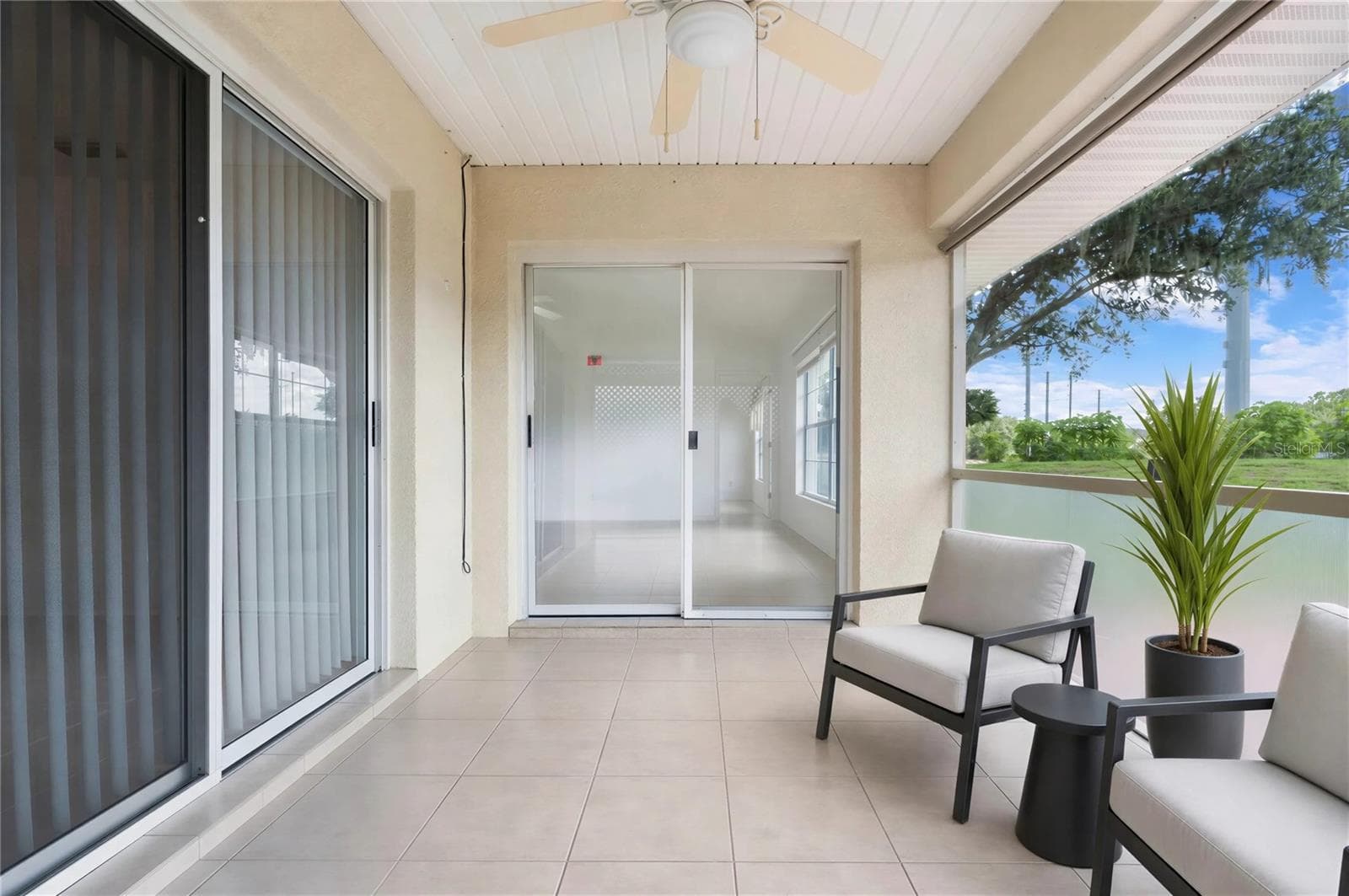 Single Family Residence at 6412 LAURELWOOD DR, ZEPHYRHILLS, photo 11 of 55