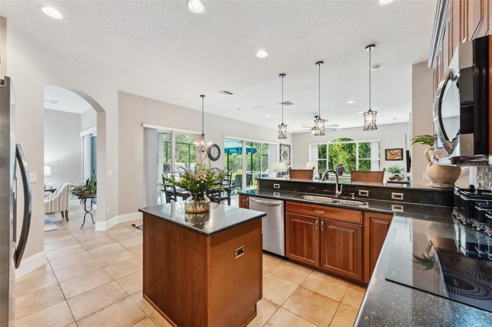 Single Family Residence at 11519 BELLE HAVEN DR, NEW PORT RICHEY, photo 20 of 68