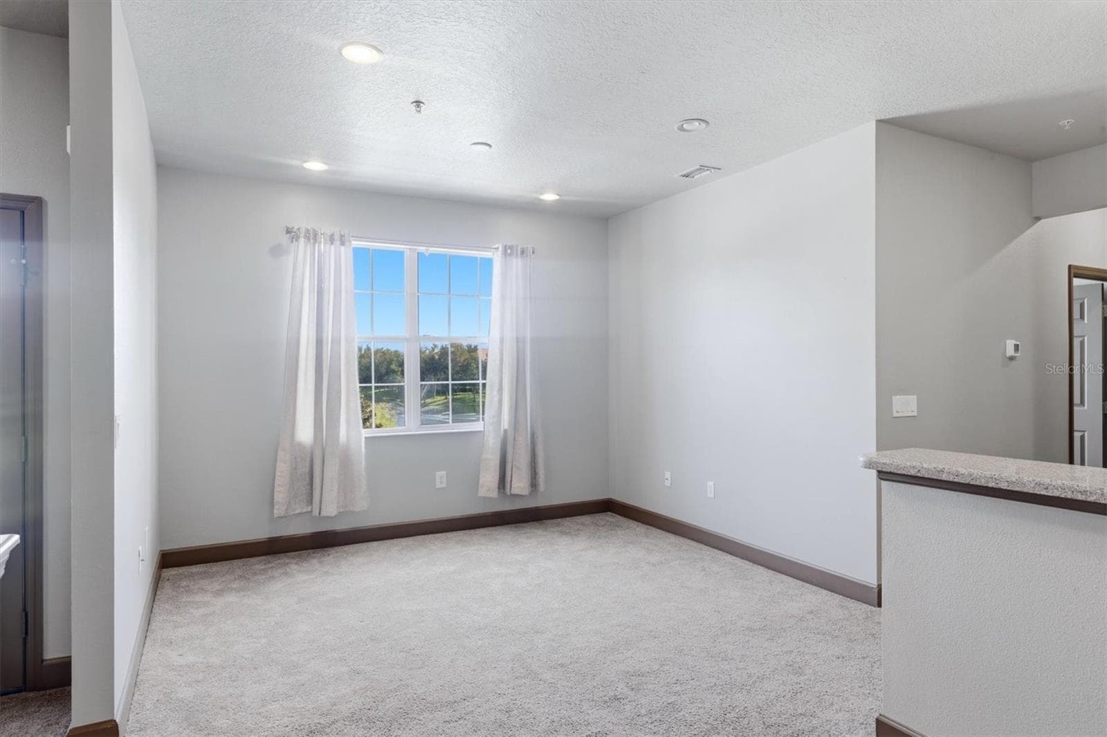 Living room - 8098 MOONSTONE DR #17-203, SARASOTA