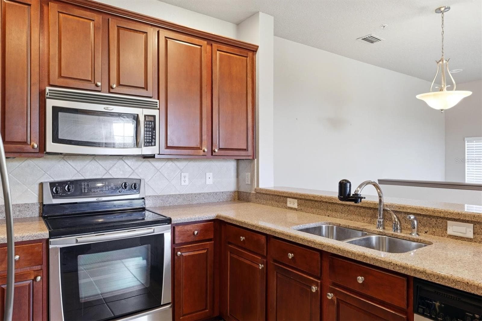 Kitchen - 8098 MOONSTONE DR #17-203, SARASOTA