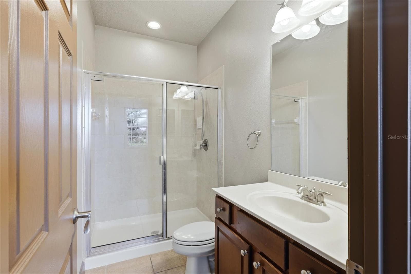Primary bathroom - 8098 MOONSTONE DR #17-203, SARASOTA