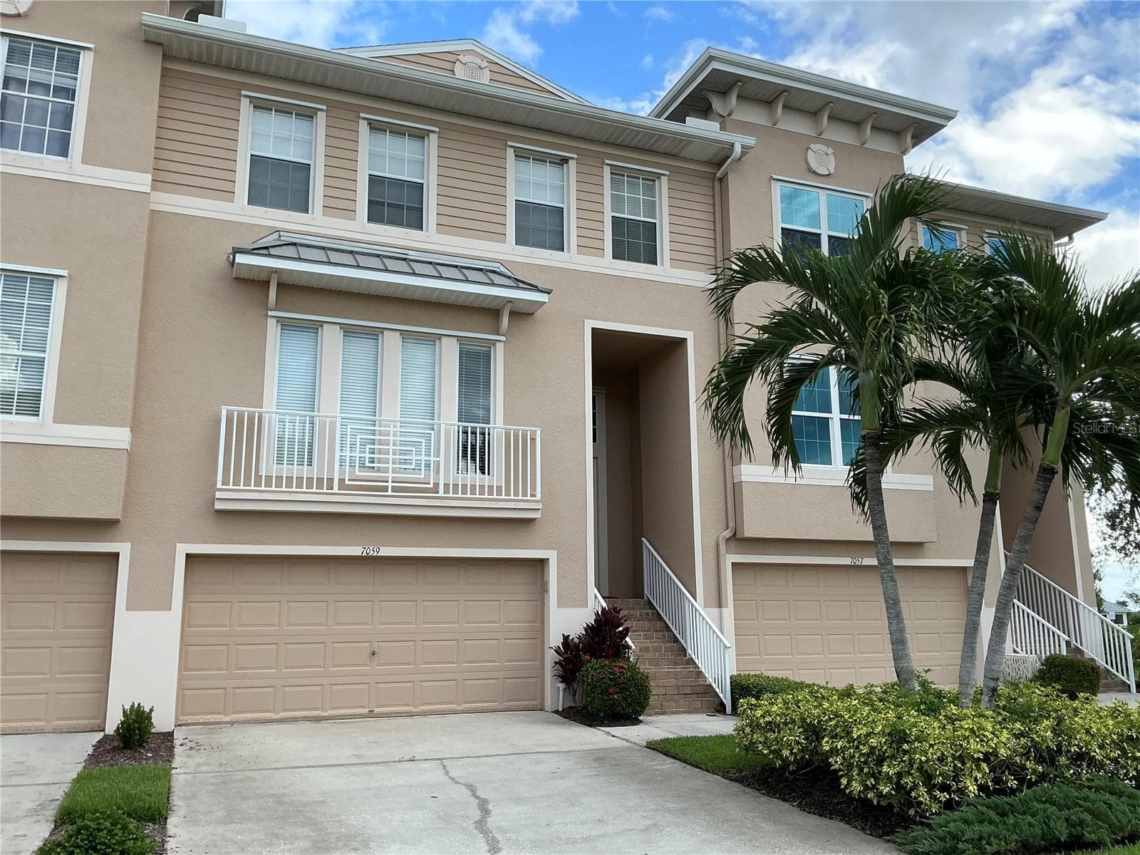 Townhouse at 7059 ISLAMORADA CIR, SEMINOLE, photo 2 of 56