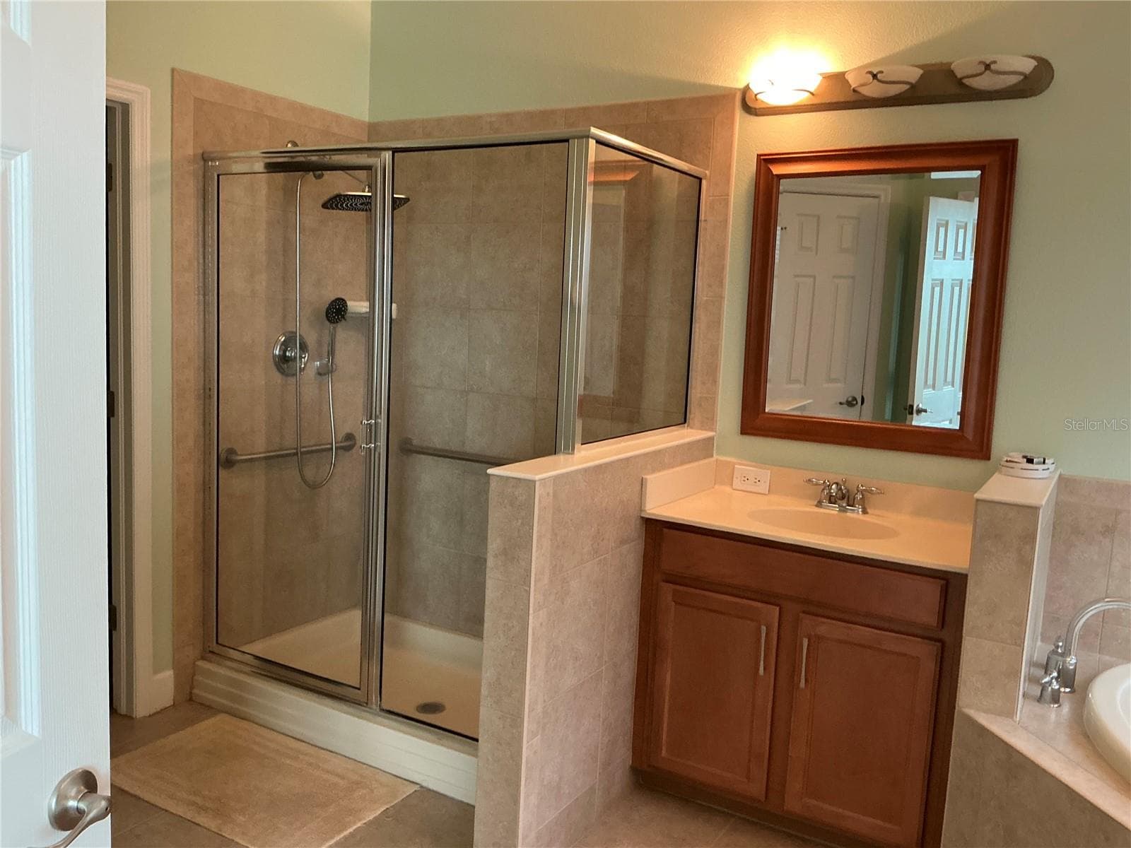 Townhouse at 7059 ISLAMORADA CIR, SEMINOLE, photo 21 of 56