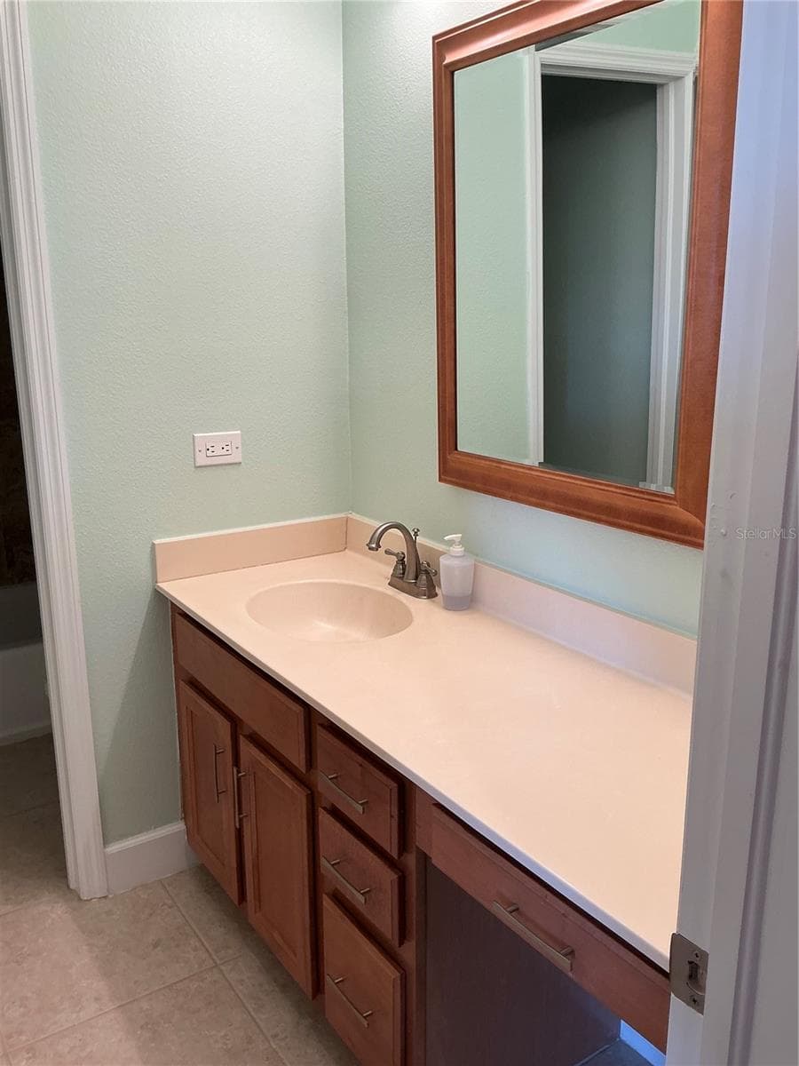 Townhouse at 7059 ISLAMORADA CIR, SEMINOLE, photo 24 of 56