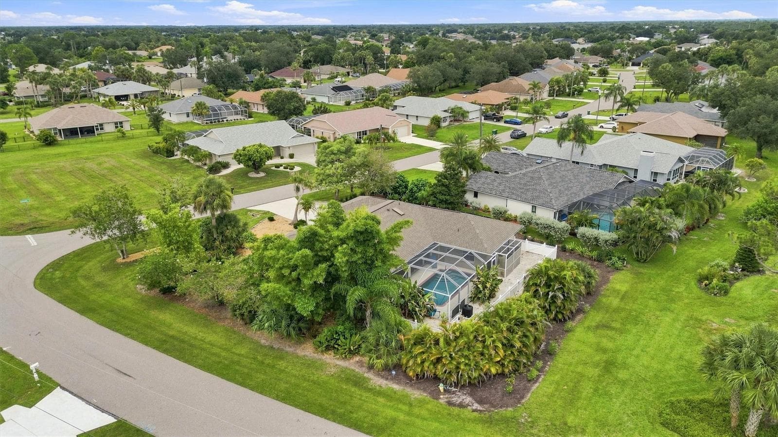 Single Family Residence at 317 SALVADOR DR, PUNTA GORDA, photo 38 of 77