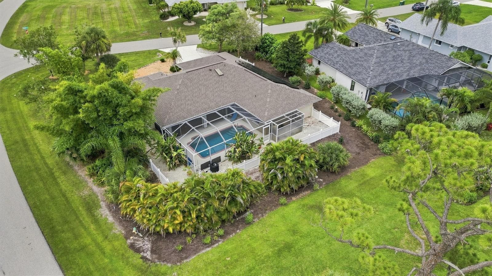 Single Family Residence at 317 SALVADOR DR, PUNTA GORDA, photo 39 of 77