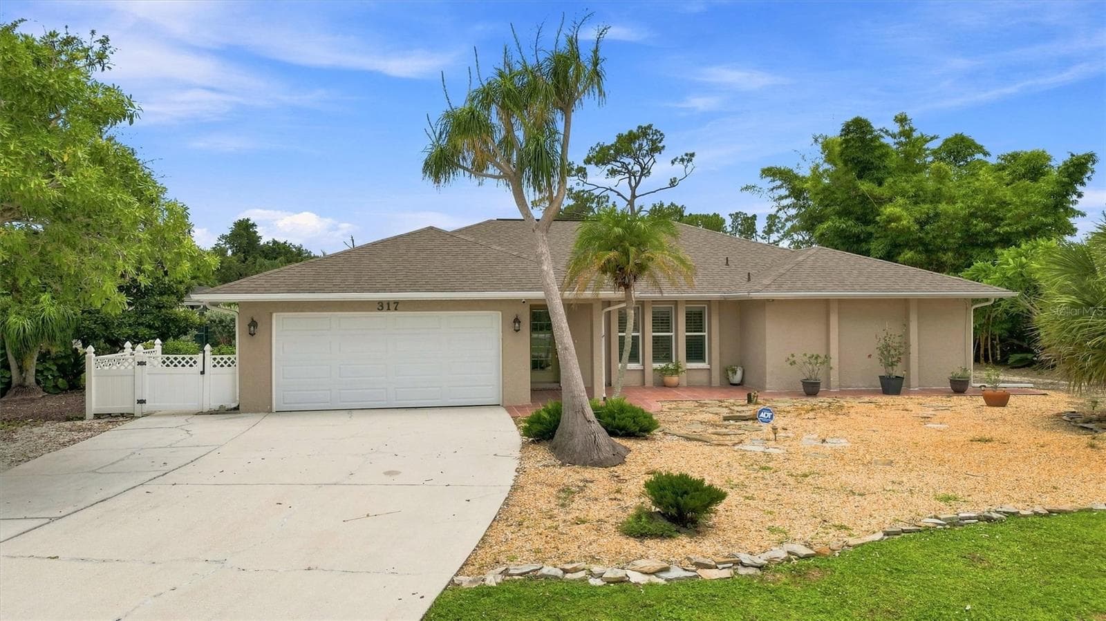 Single Family Residence at 317 SALVADOR DR, PUNTA GORDA, photo 43 of 77