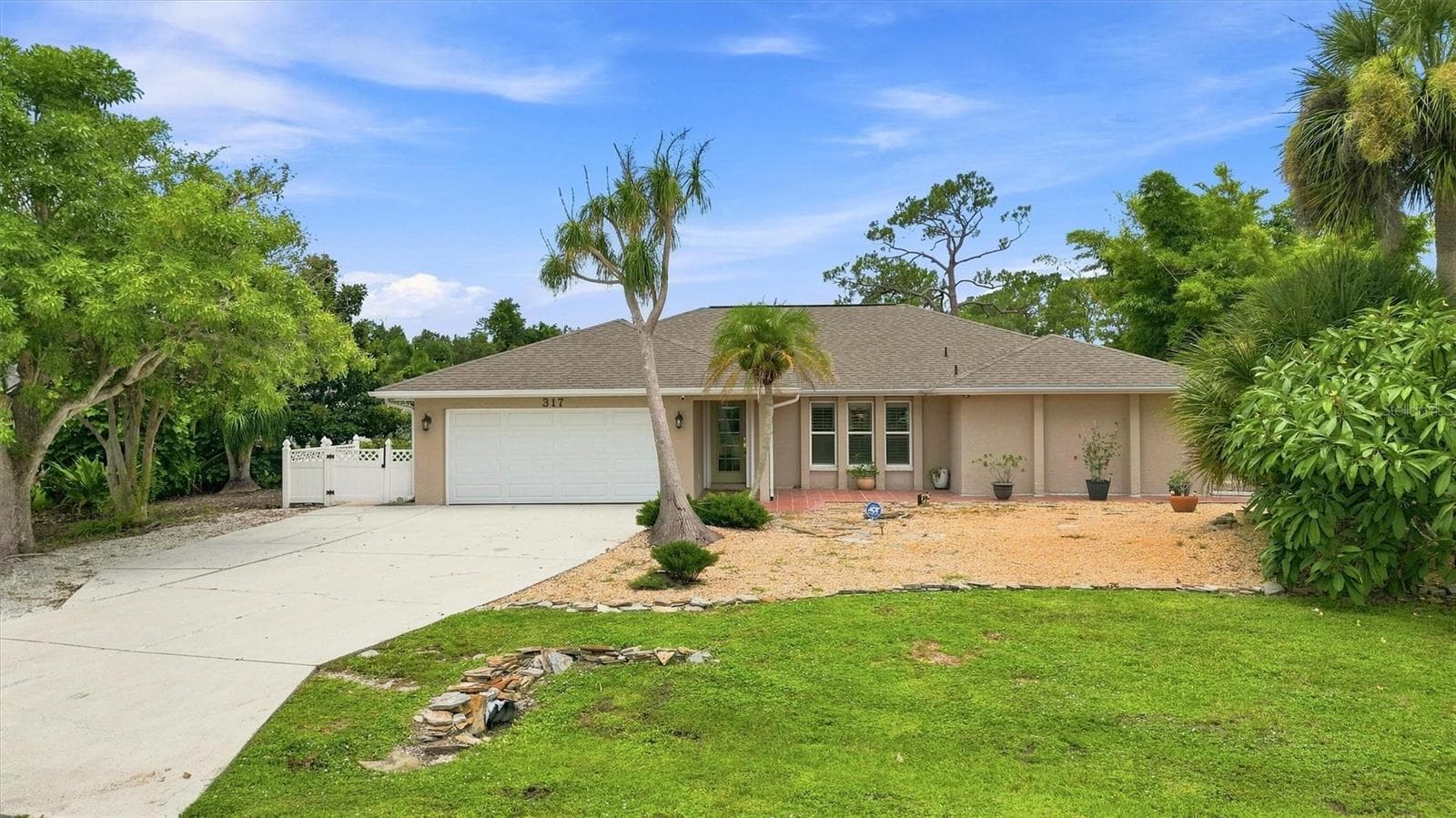 Single Family Residence at 317 SALVADOR DR, PUNTA GORDA, photo 44 of 77