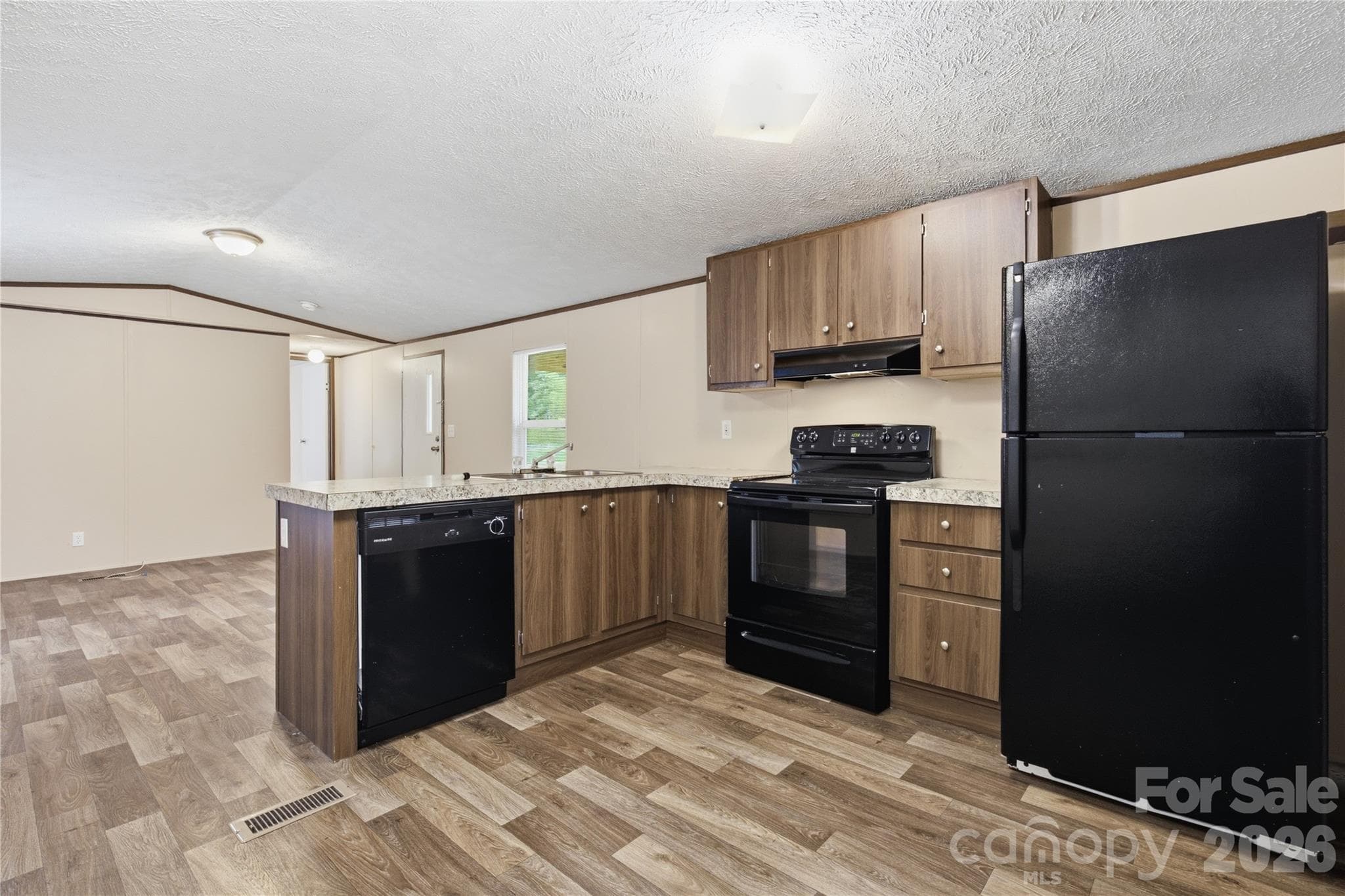 Single Family Residence at 790 Lookout Tower Road, Blacksburg, photo 6 of 20