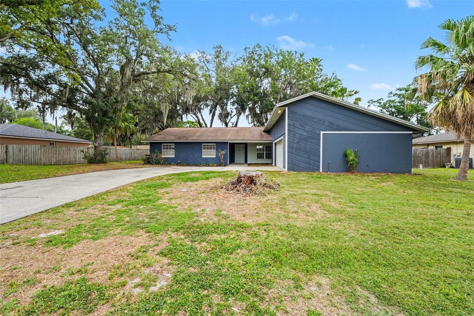 Single Family Residence at 1234 FAIRFAX N, LAKELAND, photo 2 of 31
