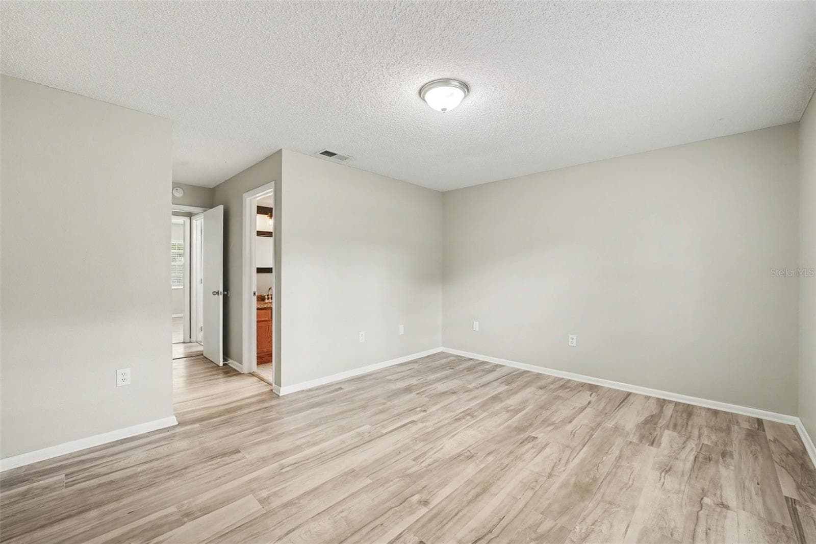 Single Family Residence at 1234 FAIRFAX N, LAKELAND, photo 19 of 31
