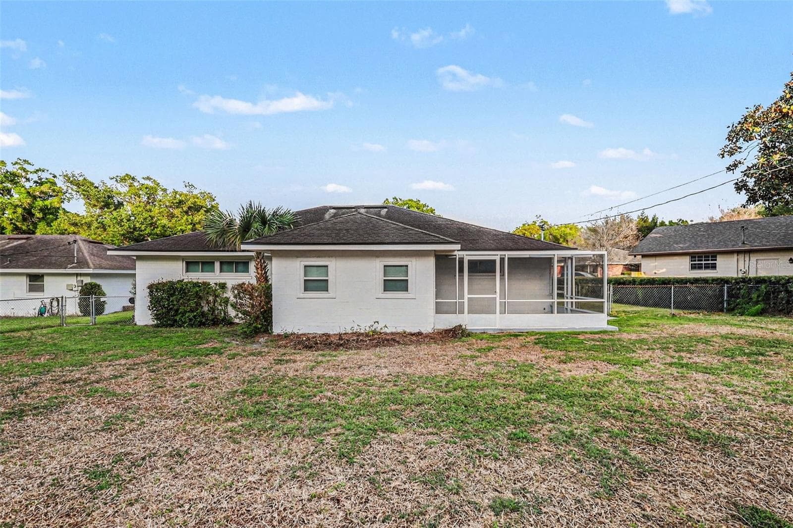 Single Family Residence at 4643 VALLEY VIEW DR W, LAKELAND, photo 2 of 20