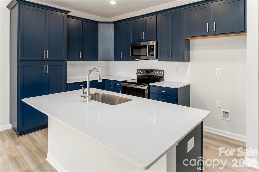 Townhouse at 5274 Lashawn Lane, Stanley, photo 6 of 16