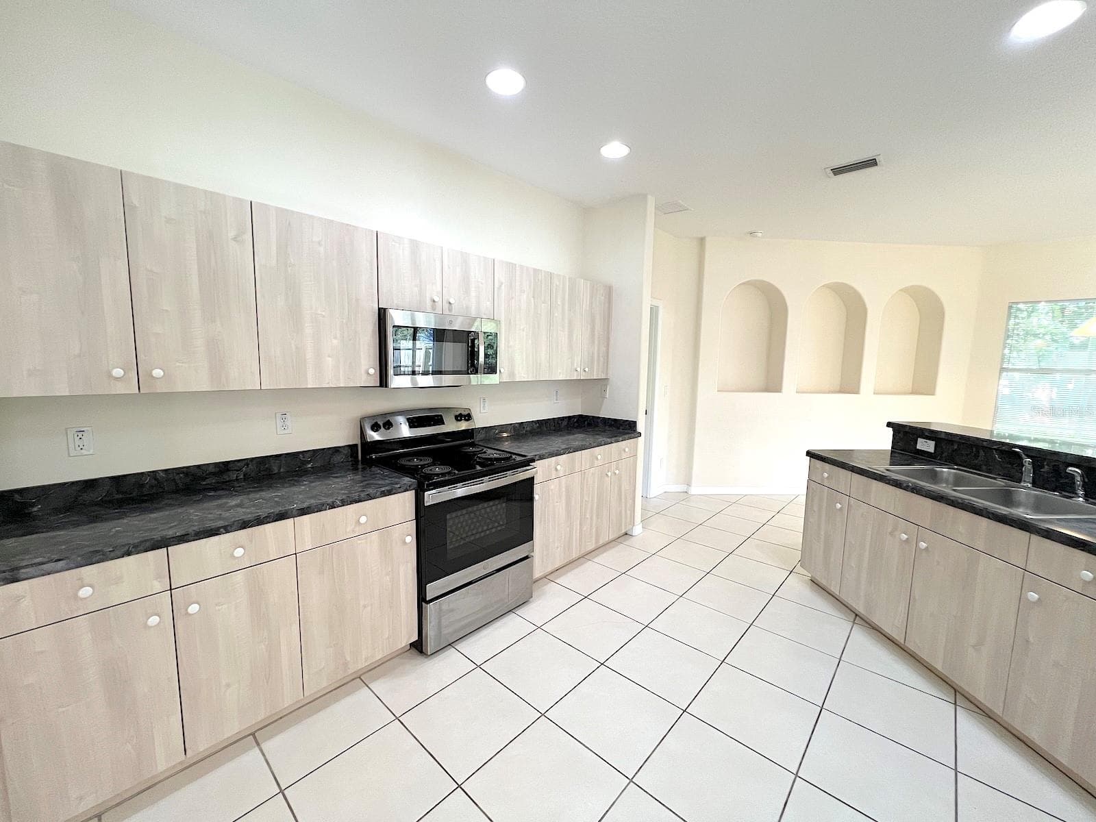 Single Family Residence at 16 ZORLOU CT, PALM COAST, photo 18 of 42