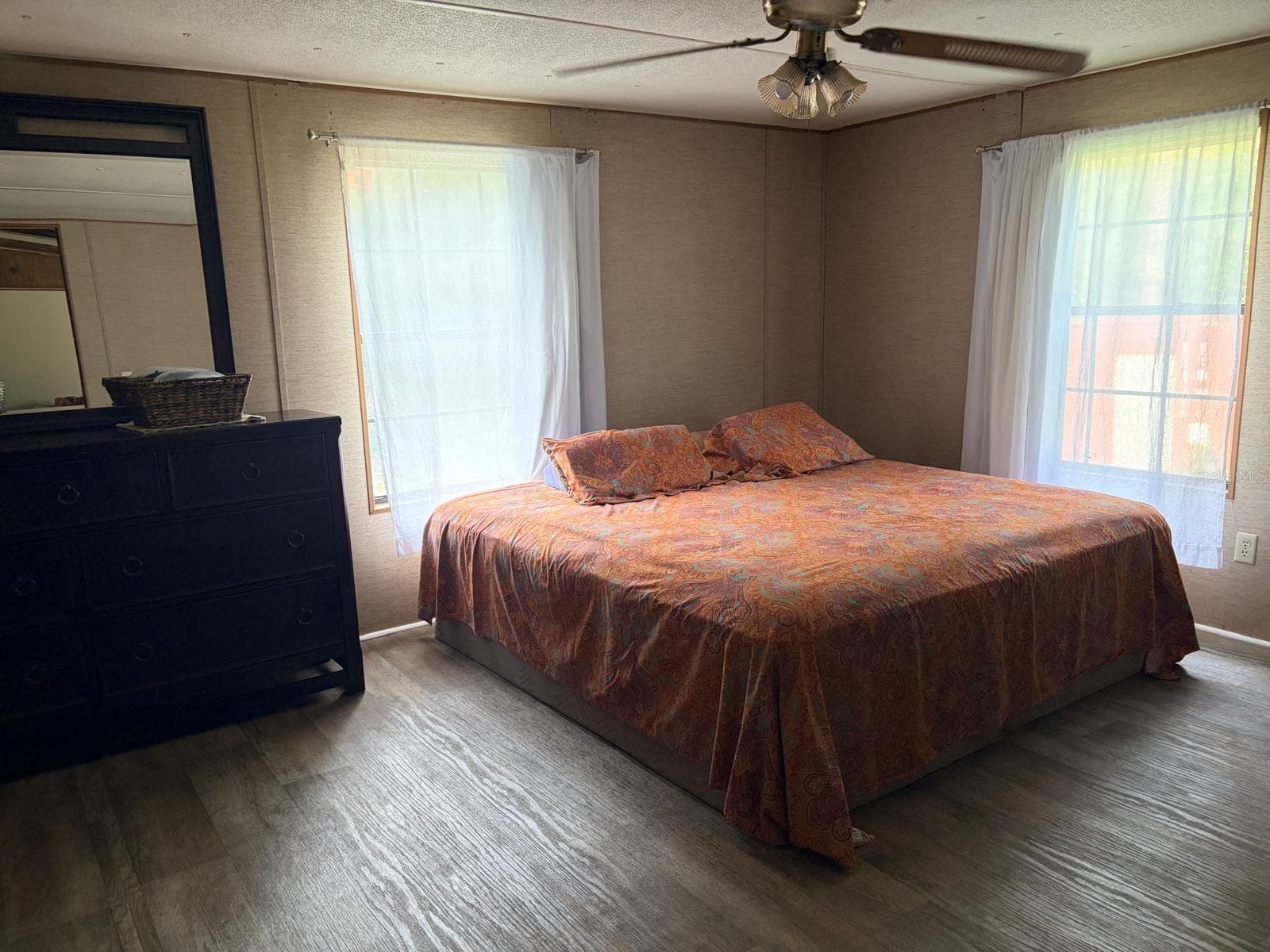Manufactured Home at 13322 SW 95TH ST, DUNNELLON, photo 5 of 24