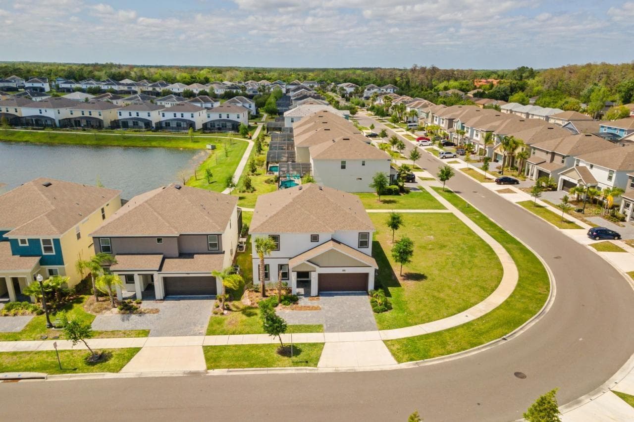 Single Family Residence at 4472 MONADO DR, KISSIMMEE, photo 5 of 48