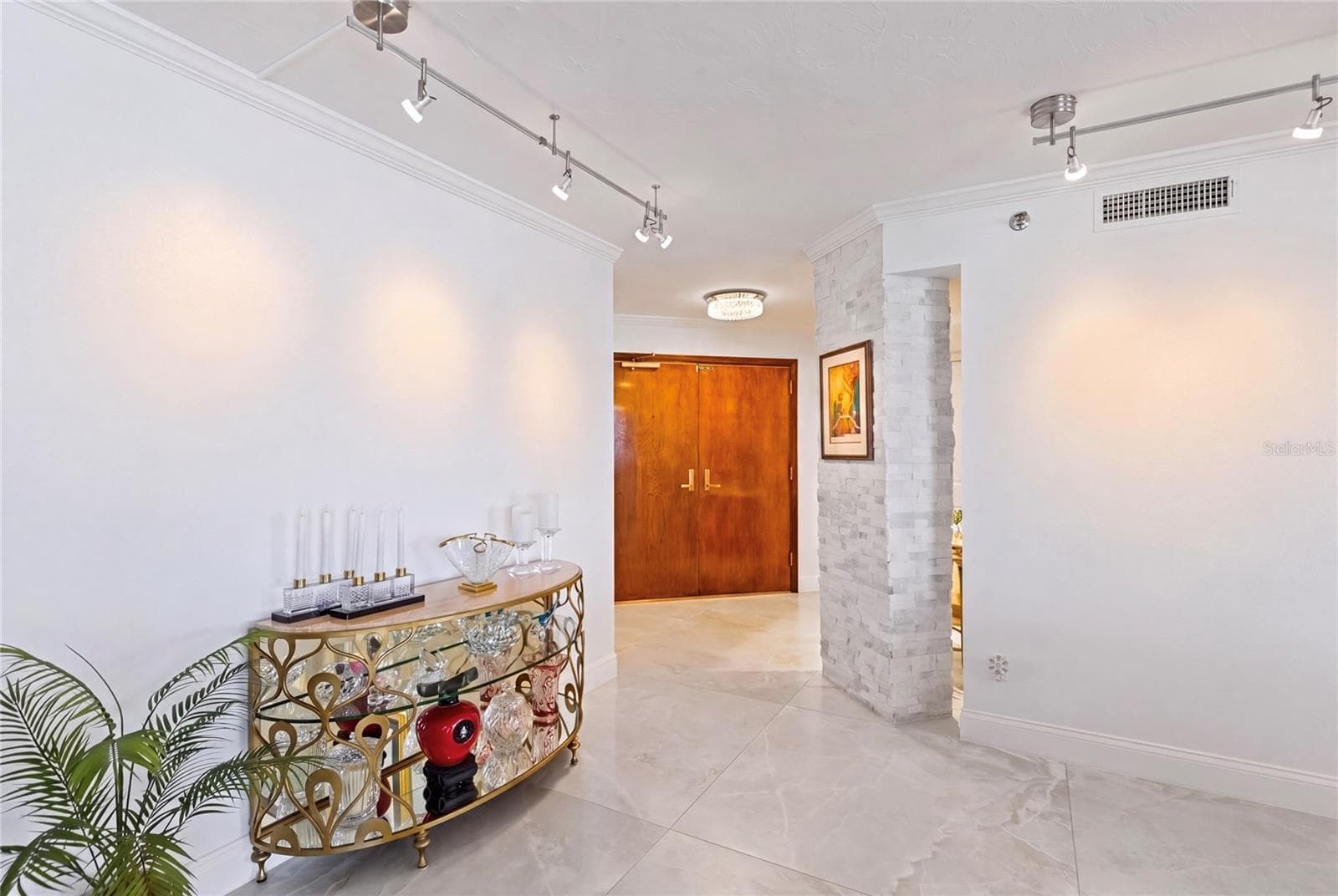 Welcome to PH1 at Dans Island. - 1660 GULF BLVD #PH1, CLEARWATER BEACH