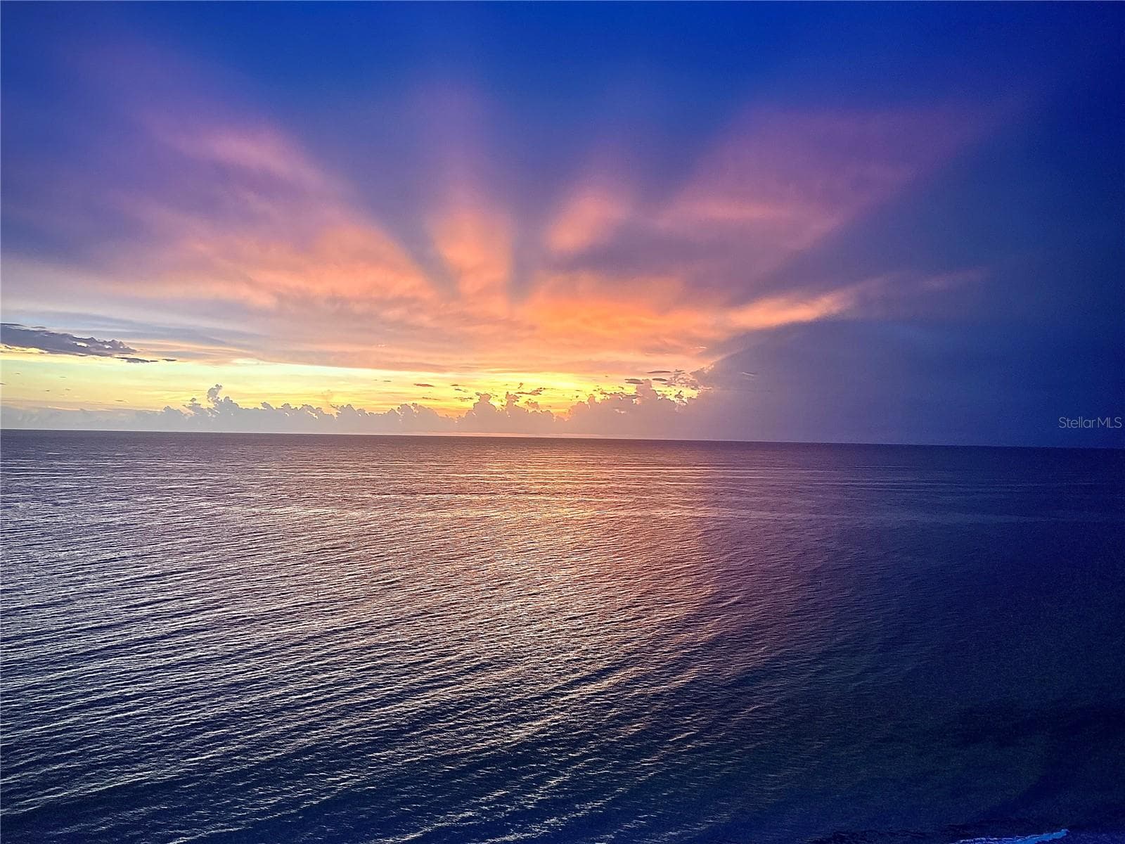 The day exhaling to violet as the sun sinks below the horizon... - 1660 GULF BLVD #PH1, CLEARWATER BEACH