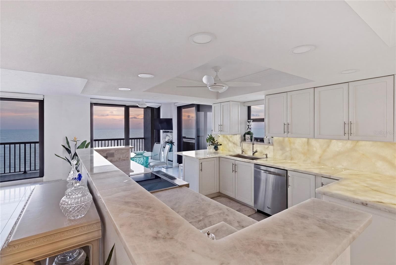 As the sun goes down, the Crystallo quartite glows. Absolutely stunning! - 1660 GULF BLVD #PH1, CLEARWATER BEACH