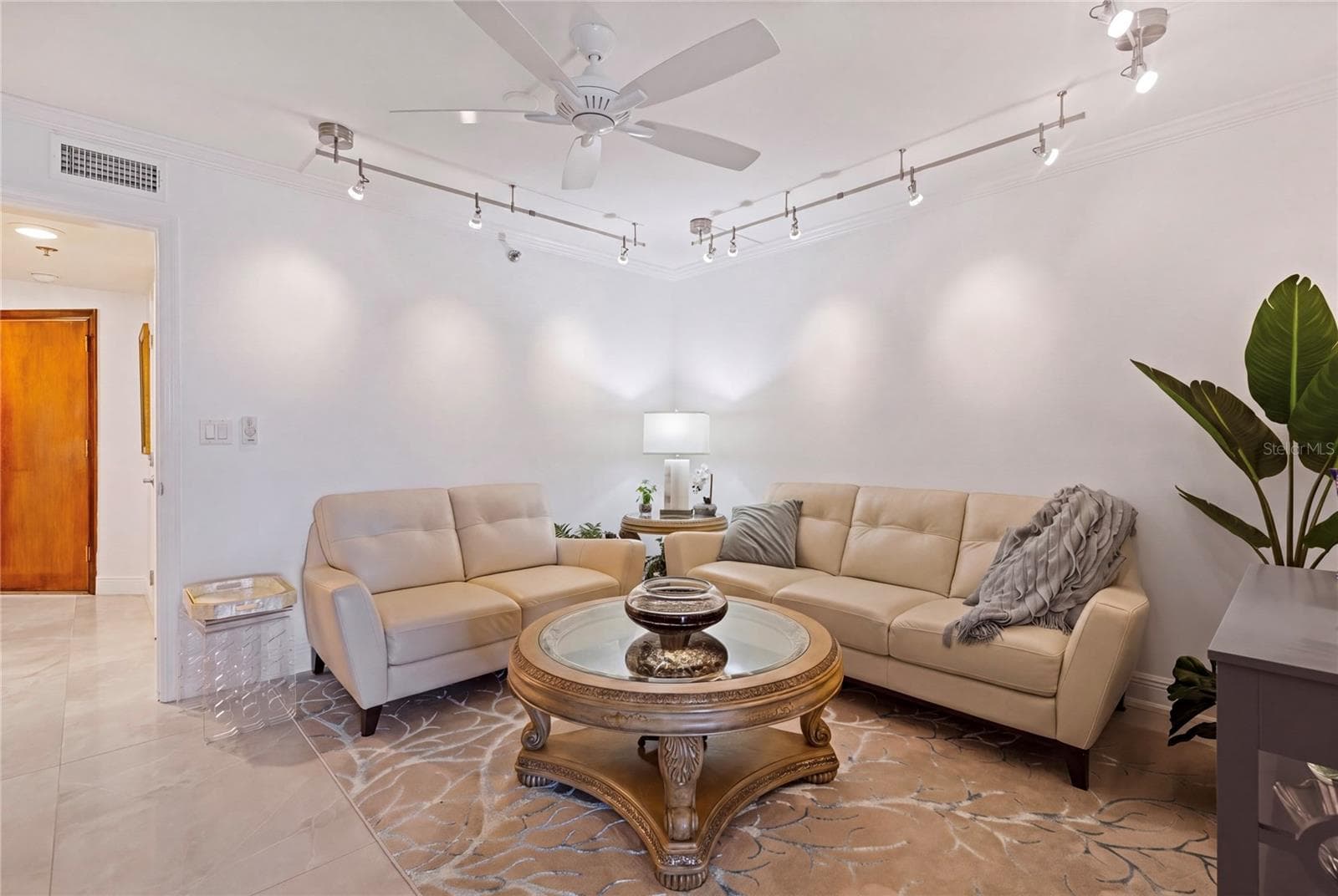 AI Image. The owner's art and music awards have been removed. A cozy space relax and unwind... - 1660 GULF BLVD #PH1, CLEARWATER BEACH