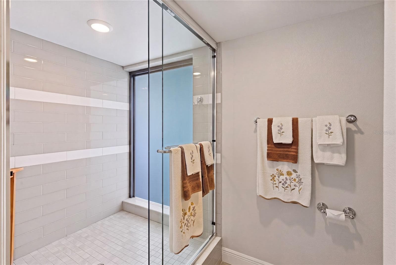Extra-large shower in the 2nd master shower. - 1660 GULF BLVD #PH1, CLEARWATER BEACH