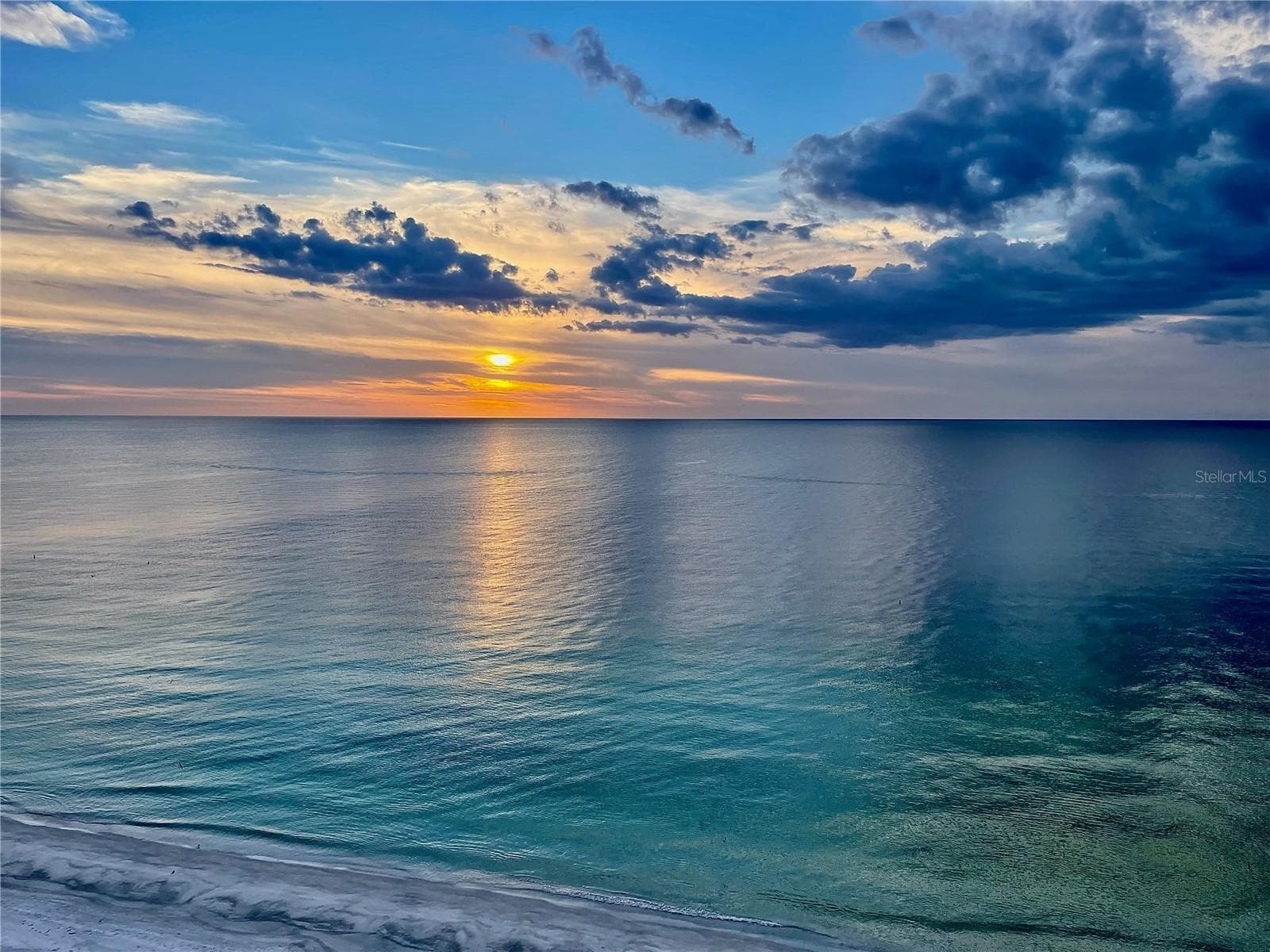 This shot is from the balcony by the guest suite. Photo credit: PH1 ower. - 1660 GULF BLVD #PH1, CLEARWATER BEACH