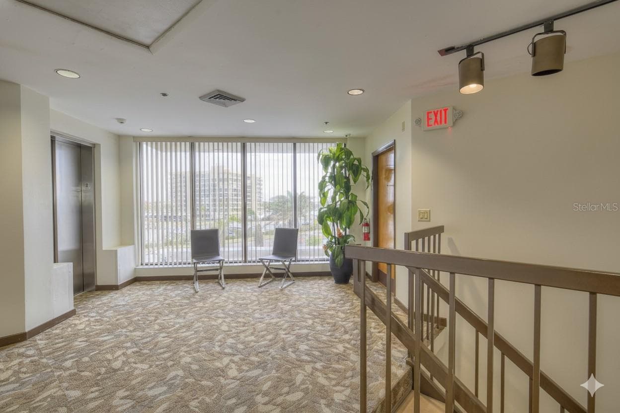 The foyer of the common area parlor. - 1660 GULF BLVD #PH1, CLEARWATER BEACH