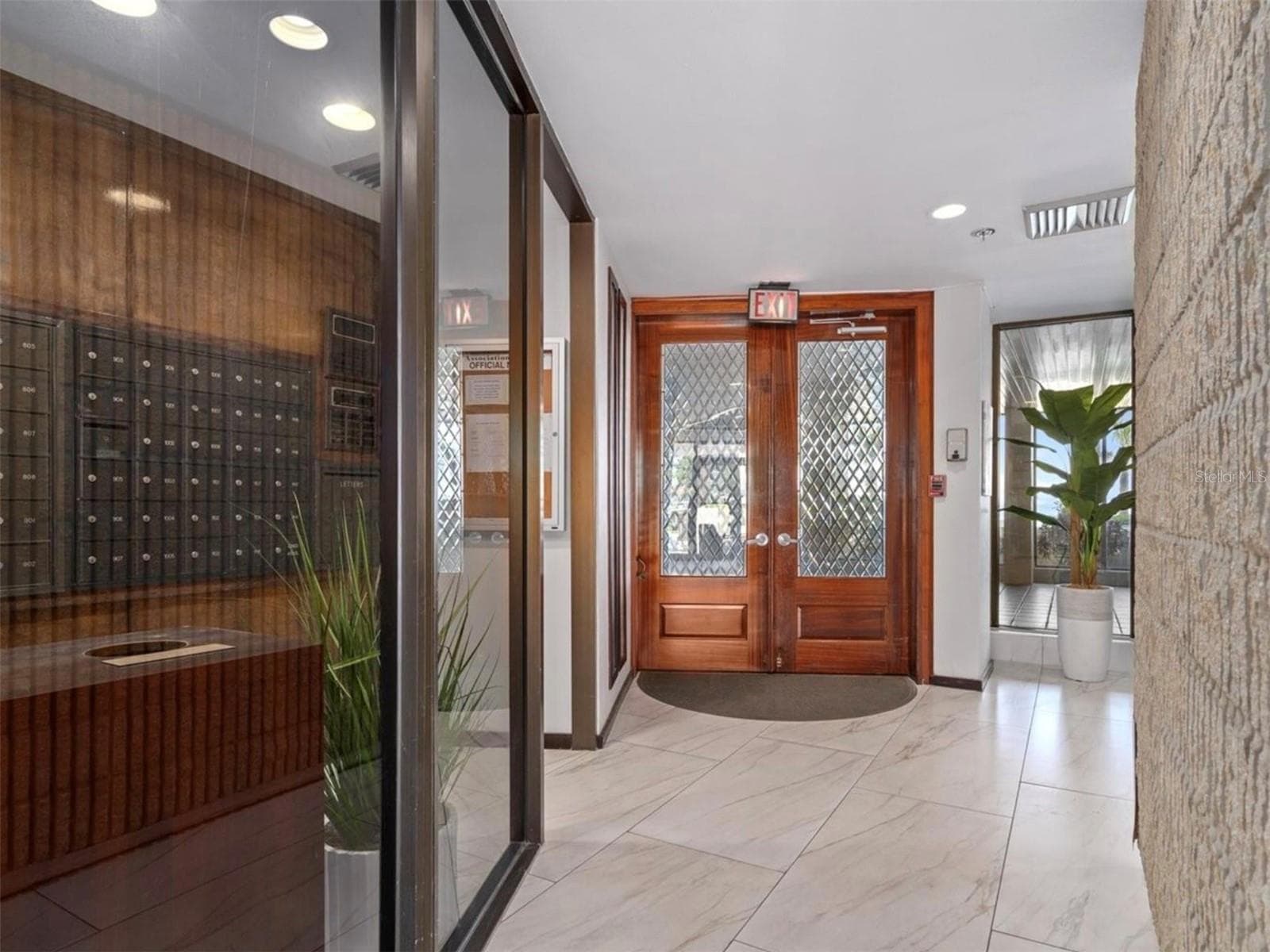 Condominium at 1660 GULF BLVD #PH1, CLEARWATER BEACH, photo 76 of 94