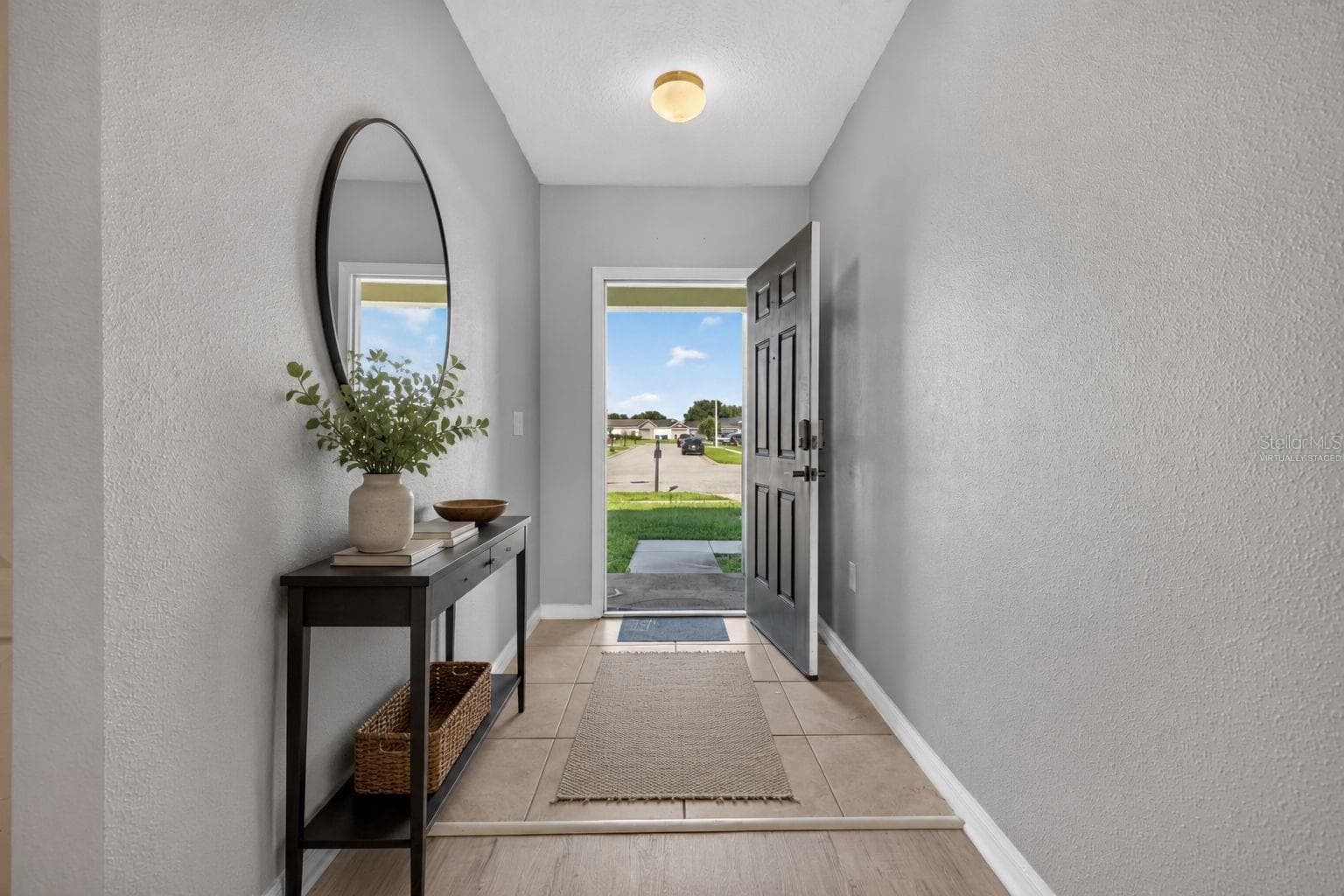 Virtually Staged - 573 LUCERNE BLVD, WINTER HAVEN